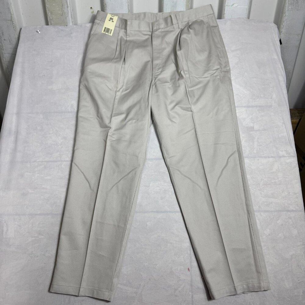 Lee Double Pleated‎ Chino Pants Mens Beige Relaxed Fit Wrinkle Free 40x30 NWT